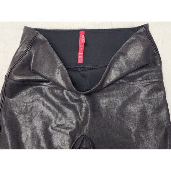 Spanx Motto Style Faux Leather Leggings in Black Size Medium Petite - Picture 7 of 7